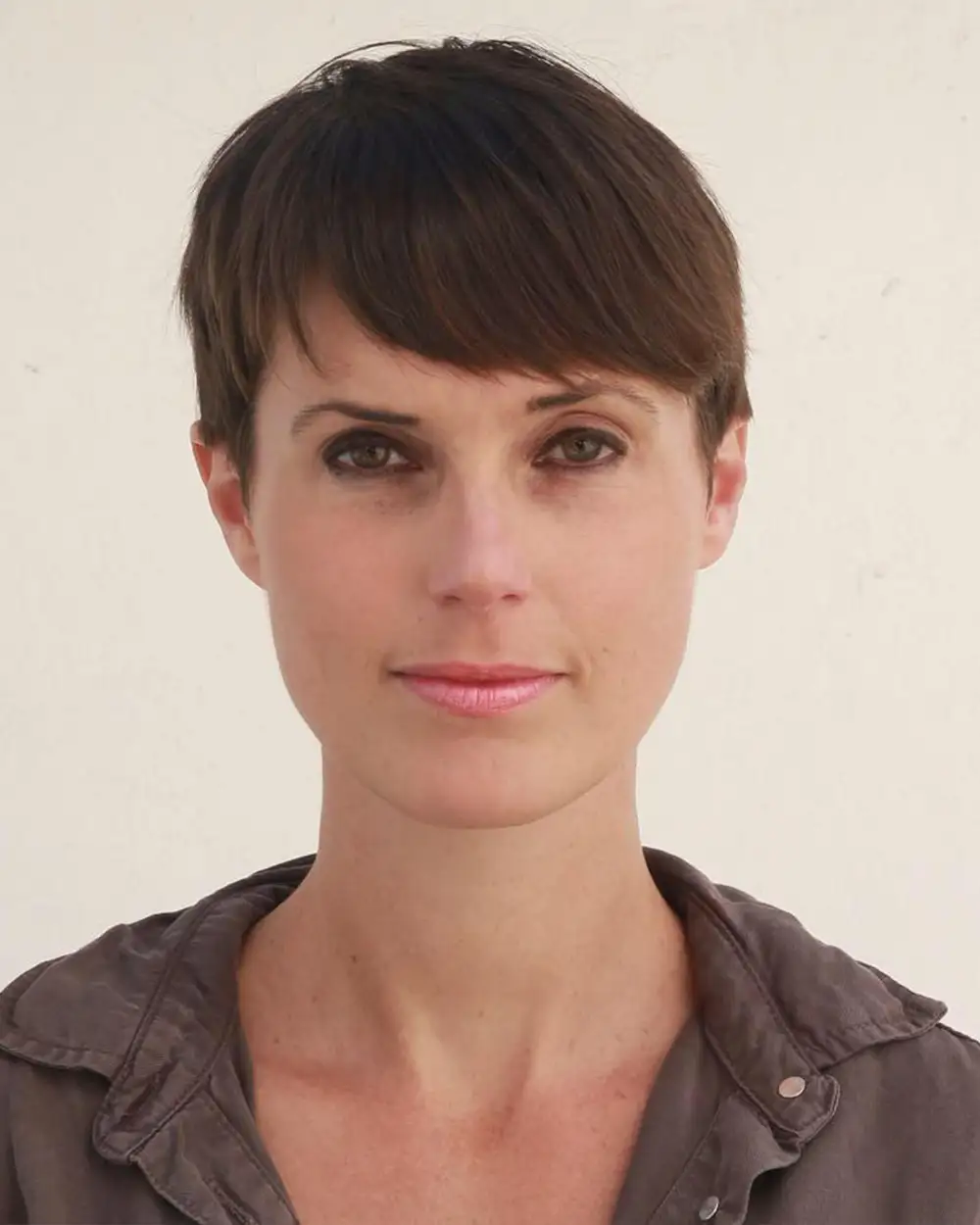 Dr Carla Lever
